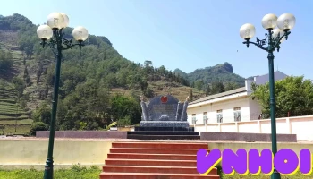 Bia trấn ải Pha Long - Đt153