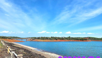 Bờ đập thủy điện 1 - Unnamed Road