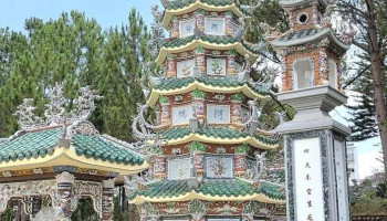 Chùa Linh Sơn - Lâm Đồng