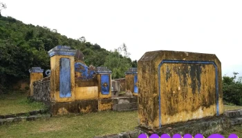 Mộ Đào Tấn - Xuân Diệu