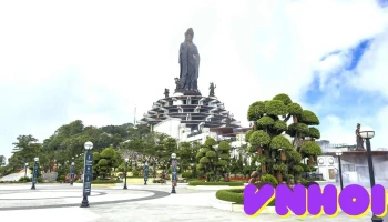 Quảng trường Đỉnh núi Bà Đen - Tây Ninh
