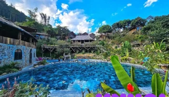 Suối nước nóng trạm tấu - Yên Bái