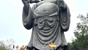 Tượng Phật Di Lặc - Ninh Bình