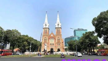 Tượng Đức Mẹ - Bến Nghé
