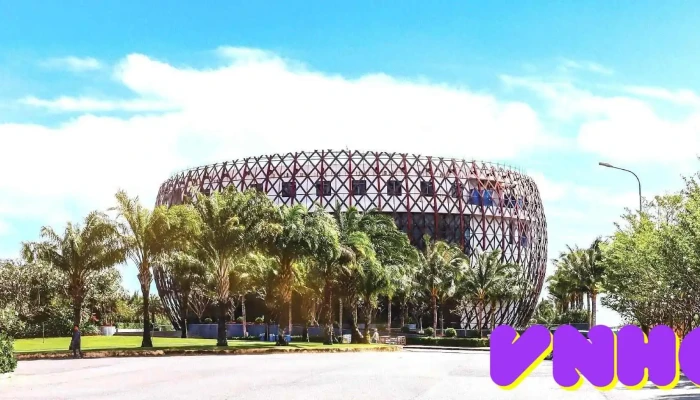 Axi Plaza -  Cua Chu So Huu - Khánh Hòa