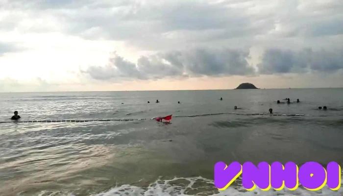 Bai Bien Doi Duong Binh Tan Video - Bình Thuận