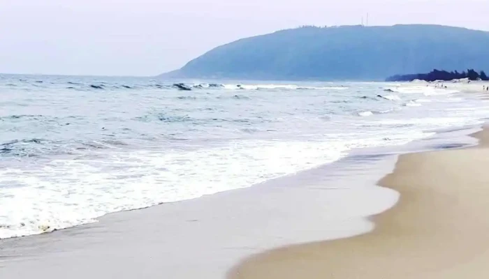 Bai Bien Hoanh Son Video - Biển Đông Việt Nam