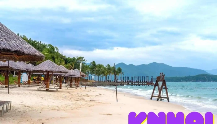Bãi biển Hòn Tằm - Khánh Hòa