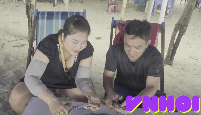 Bai Tam Bien Dinh Thay Thim Cua Khach Tro - Bình Thuận