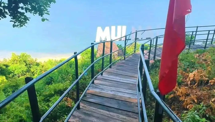 Bai Tam Mui Nai Ngoai That - Hà Tiên