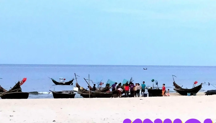 Bãi tắm Triệu Lăng - Triệu Phong
