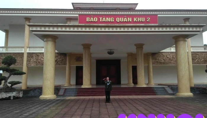 Bao Tang Quan Khu 2 Principal - Vân Phú