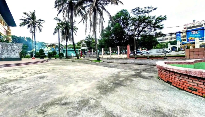 Bao Tang Quan Khu Iv Che Do Xem Pho Va 360deg - Nghệ An