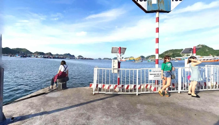 Ben Tau Cat Ba Che Do Xem Pho Va 360deg - Hải Phòng