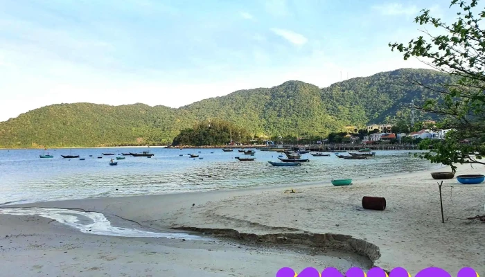 Ben Tau Cu Lao Cham Bai Bien - Quảng Nam