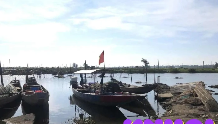 Bến đò du lịch phá Tam Giang - Thành Phố Huế