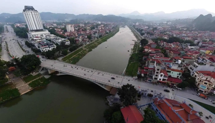Cau Ky Cung Che Do Xem Pho Va 360deg - Lạng Sơn