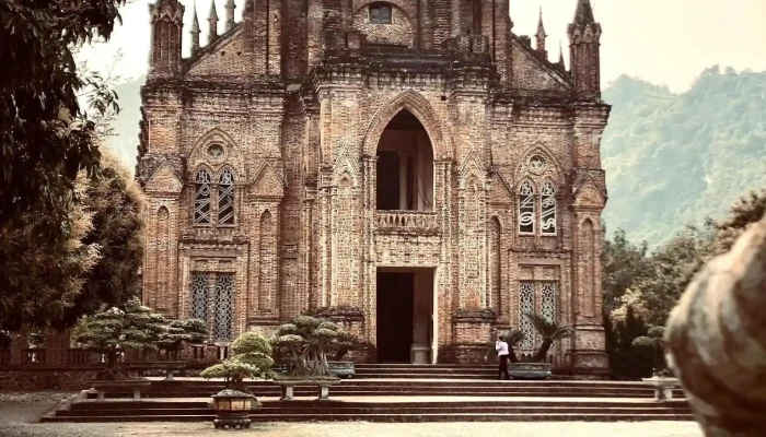 Chau Son Church -  Moi Nhat - Ninh Bình