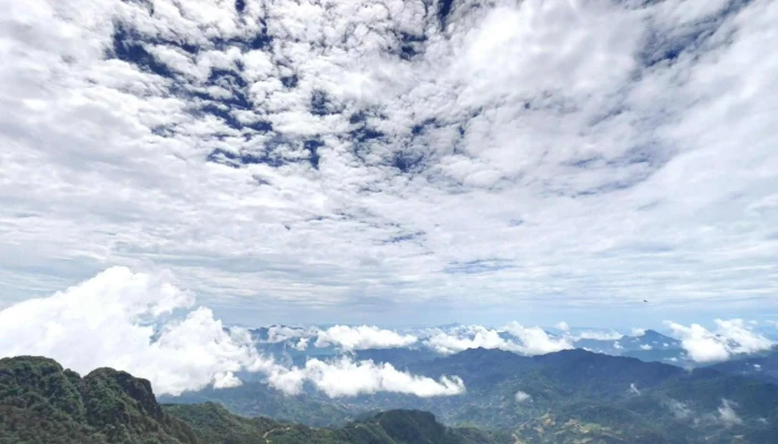 Chieu Lau Thi Che Do Xem Pho Va 360deg - Hà Giang