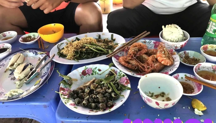 Cho Bien Tan Thanh Tat Ca - Tiền Giang