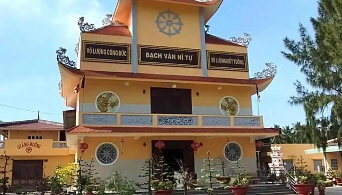 Chua Bach Van Video - Bến Tre