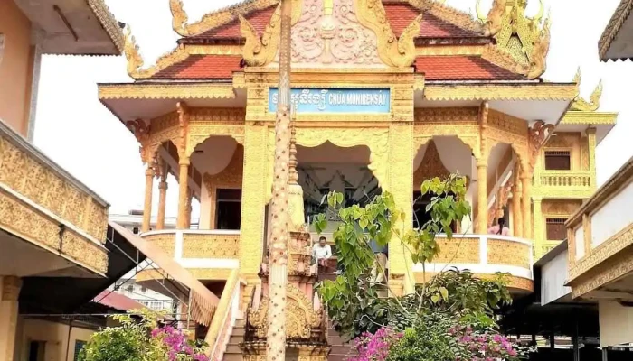 Chùa Khmer Cần Thơ ( វត្ត មុនីរង្សី) - 36 Đ. Hoà Bình