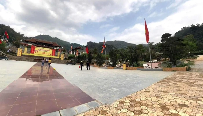 Chua Tan Thanh Che Do Xem Pho Va 360deg - Lạng Sơn