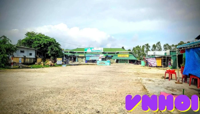 Chợ Ngã Tư Sòng - Lê Duẩn