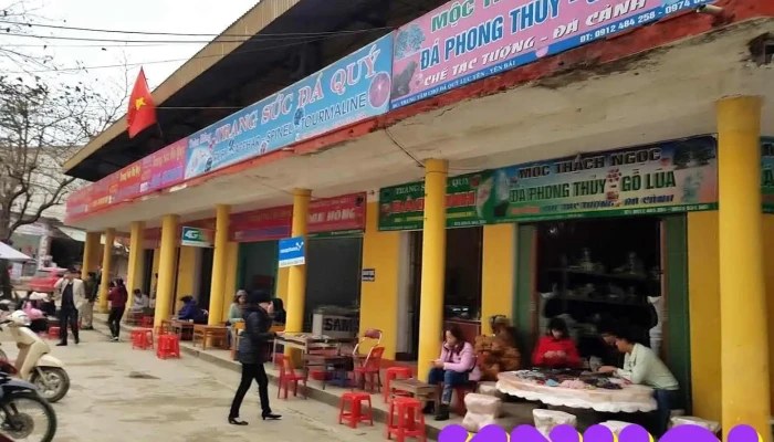Chợ Đá Quý Lục Yên (Cội Nguồn Ruby) - Yên Bái