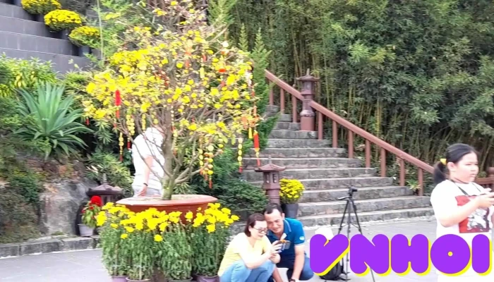 Cong Troi Chua Linh Quy Phap An Video - Lâm Đồng