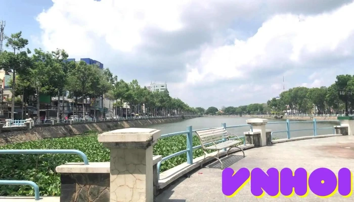 Cong Vien   Tet Mau Than Cong Vien Gieng Nuoc - Tiền Giang
