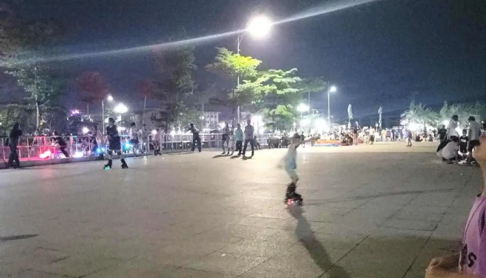 Cong Vien Huyen Kim Son Moi Nhat - Ninh Bình