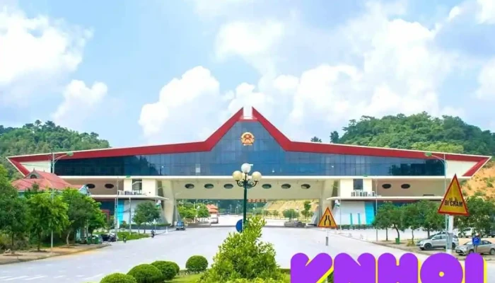 Cua Khau Huu Nghi Cua Chu So Huu - Lạng Sơn