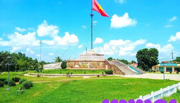 Cột cờ giới tuyến Hiền Lương - Hiền Lương