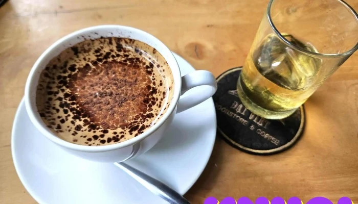Dai Viet Bookstore Coffee Cappuccino - Tiền Giang