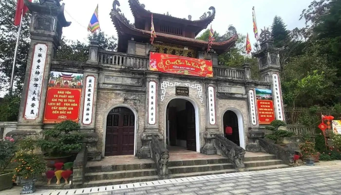 Den Bac Ha Tat Ca - Lào Cai