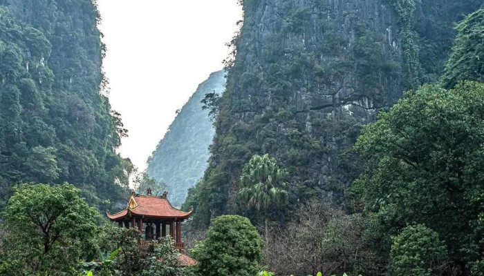 Den Thung Nang Moi Nhat - Ninh Bình