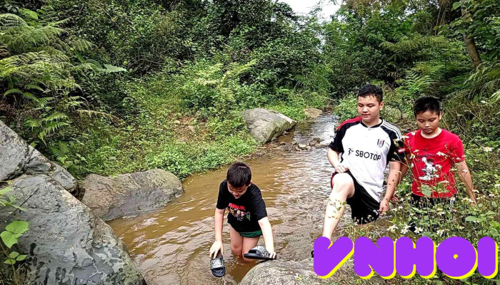 Di Tich Lich Su Chien Thang Doi Bu 833 Video - Hòa Bình
