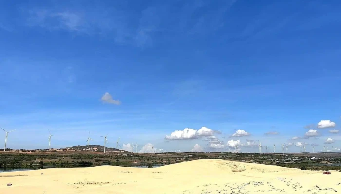 Doi Cat Du Lich Hoa Thang Tat Ca - Bình Thuận
