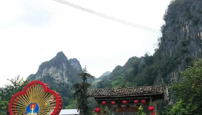Dong Van Diem Hen Noi Cuc Bac Moi Nhat - Hà Giang