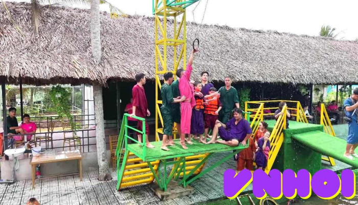 Du Lich Sinh Thai Nha Hang Am Thuc Phat Dat   Ben Tre Video - Bến Tre