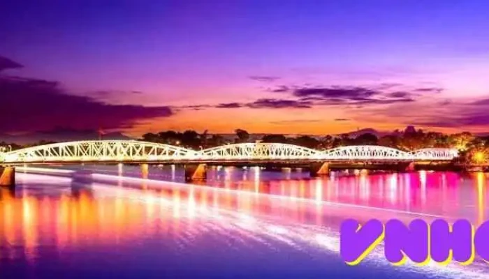 Du lịch Huế - Thành Phố Huế