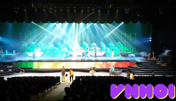 Fishermen Show Theatre -    Huyen Thoai Lang Chai Video - Bình Thuận
