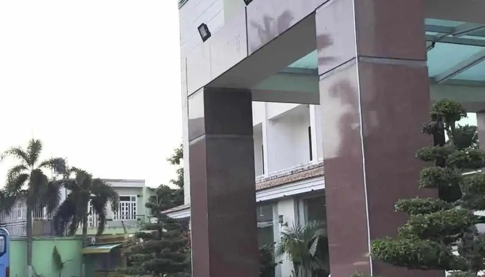 Khach San Ham Luong Ngoai That - Bến Tre
