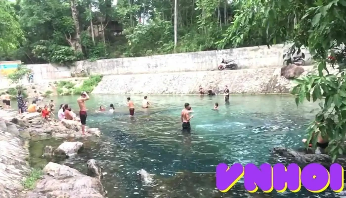 Khe Nuoc Moc Video - Nghệ An