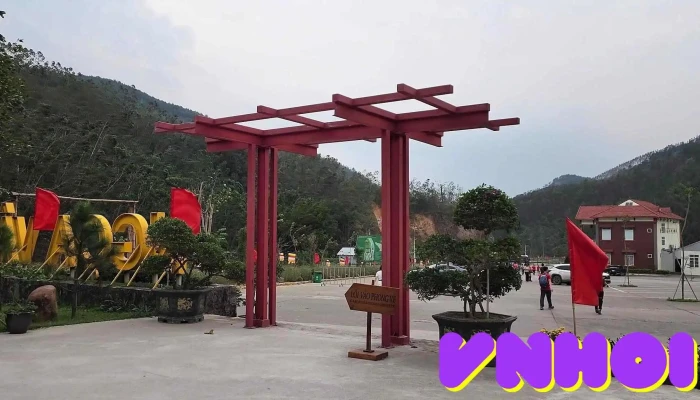 Khu Di Tich Nha Tran Video - Quảng Ninh