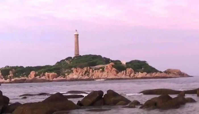Khu Du Lich Bien Da Vang Ke Ga Video - Bình Thuận