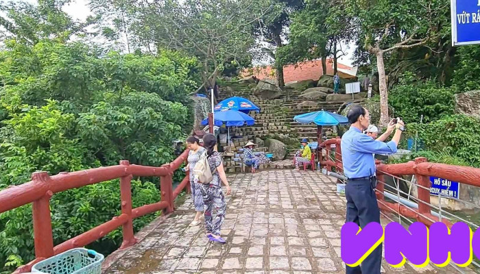 Khu Du Lich Nui Cam Video - An Giang