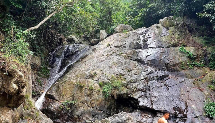 Khu Du Lich Sinh Thai Thac Thang Thien Tat Ca - Hòa Bình