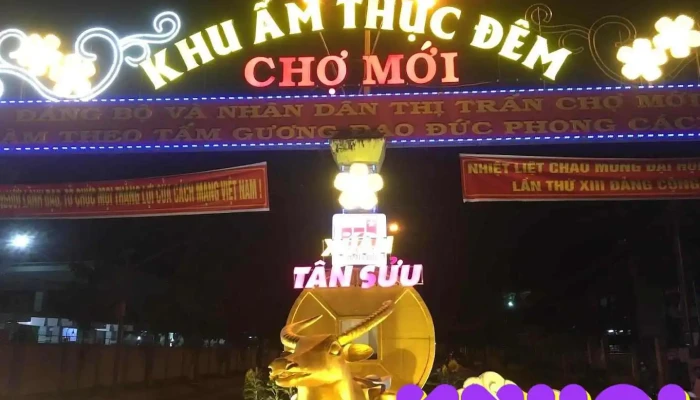 Khu ẩm thực đêm Chợ Mới - An Giang